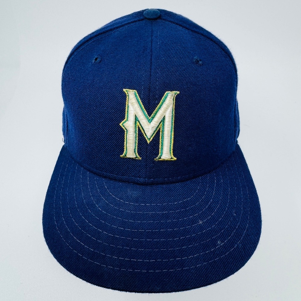 Vintage New Era 59FIFTY Milwaukee Brewers MLB Hat Navy Blue Wool Size 7 1/4 USA
